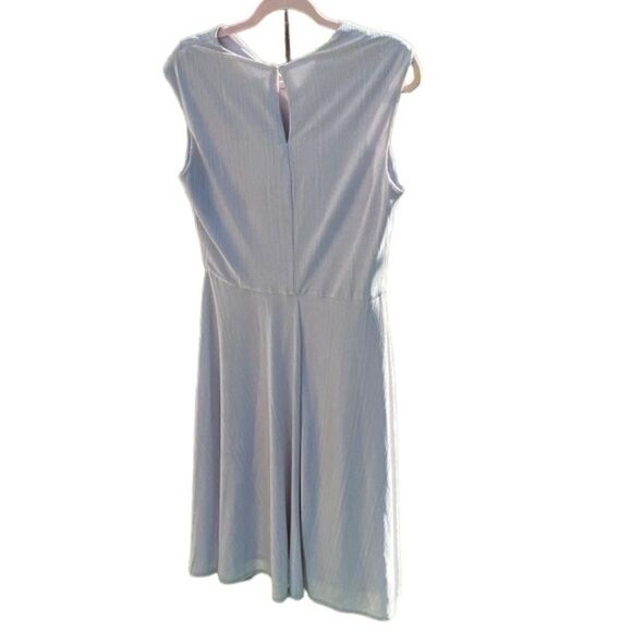 Covington Wm’s Sz 12 Gray Silver Shimmer Twist Front Fit Flare Formal Dress - Picture 5 of 7